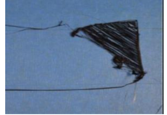 打印的耗材没法粘到平台上(图1) 打印的耗材没法粘到平台上(图1)